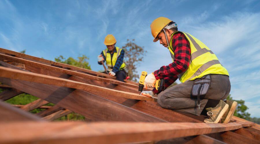 Professional Flat Roofing Installation services in Port Hope, MI